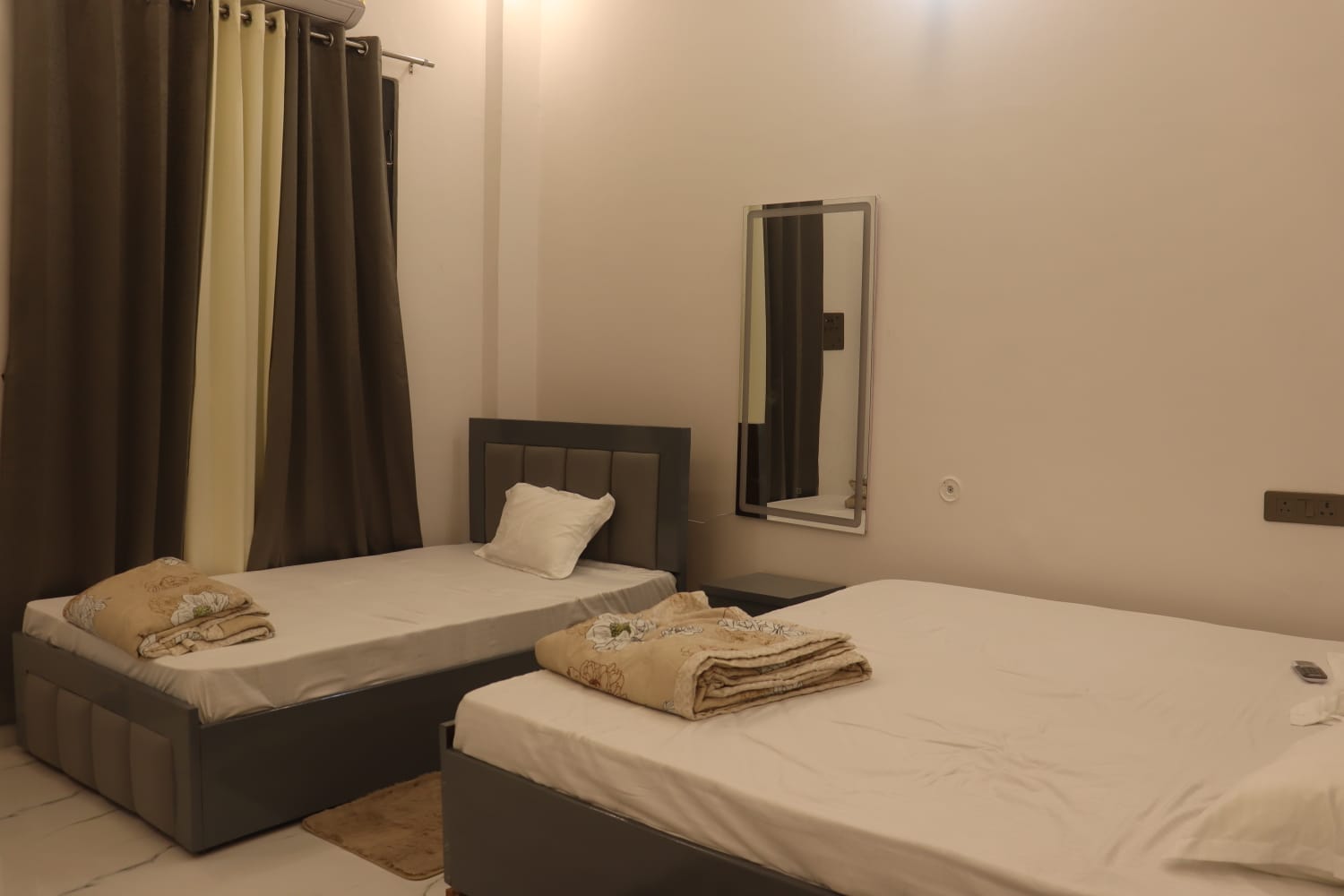 Kaivalya Signature Bed